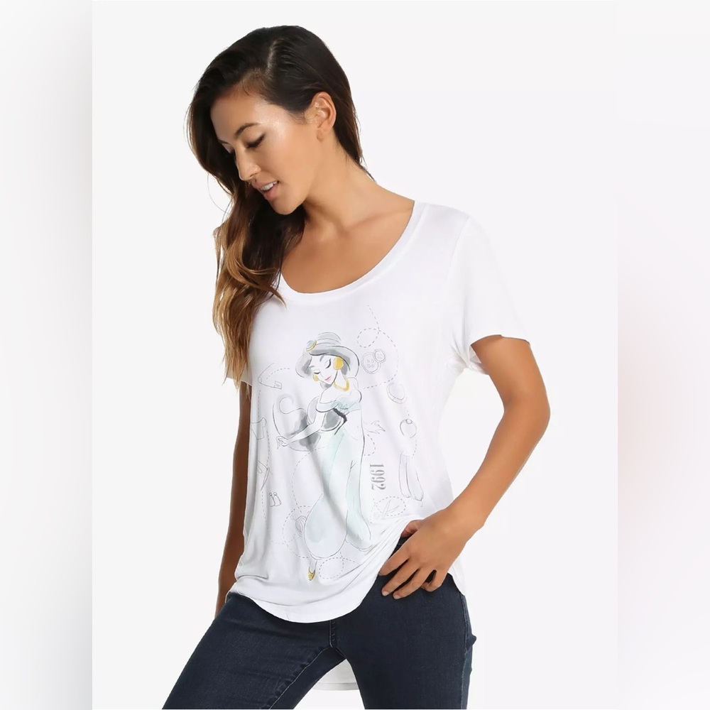 DISNEY ALADDIN PRINCESS JASMINE CHARACTER DESIGN TEE! SOFT SCOOPNECK ICONS SEW